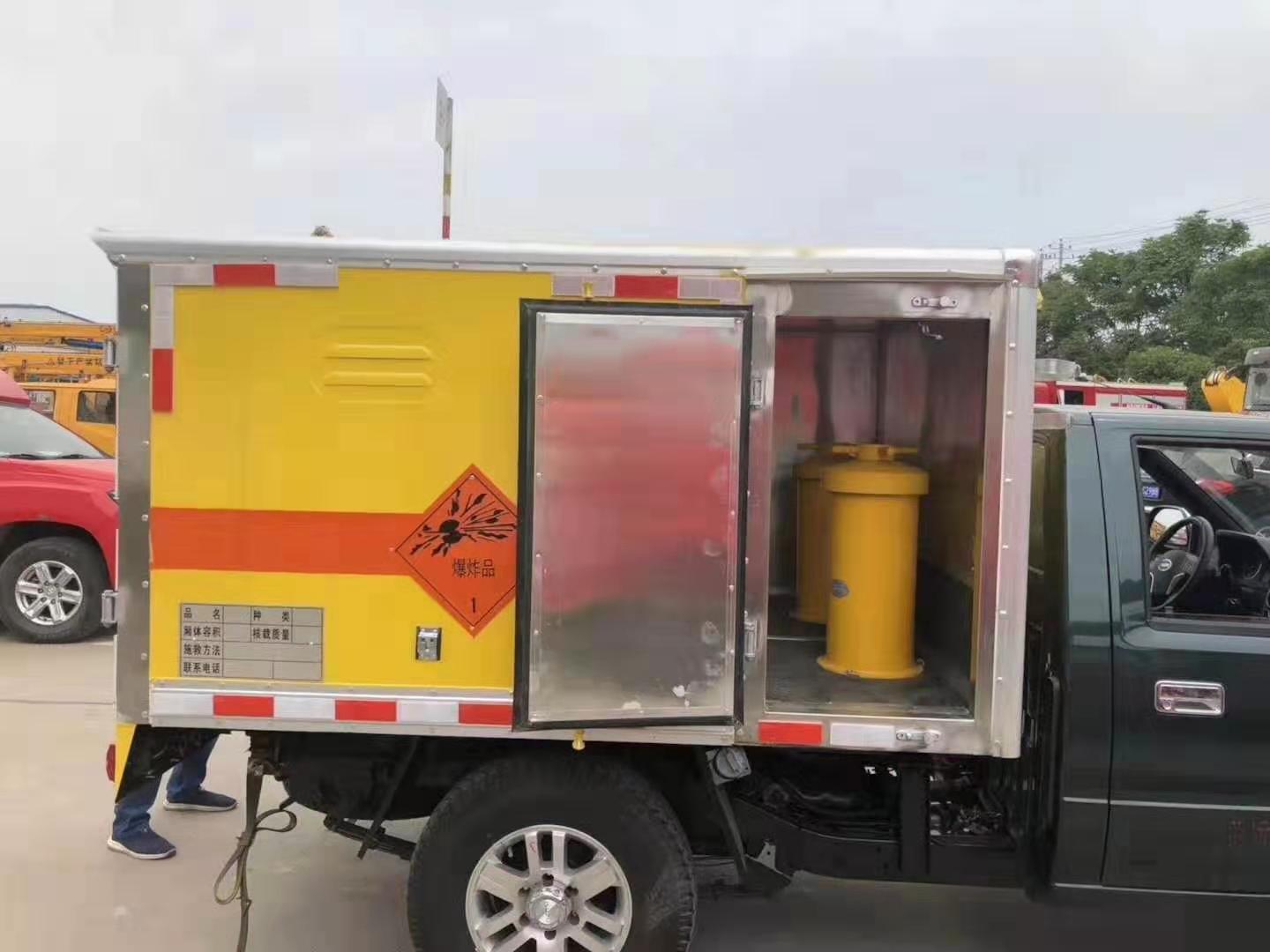 老街街道爆破器材运输车行业深度解析：规格选择与运输效能的更优配置